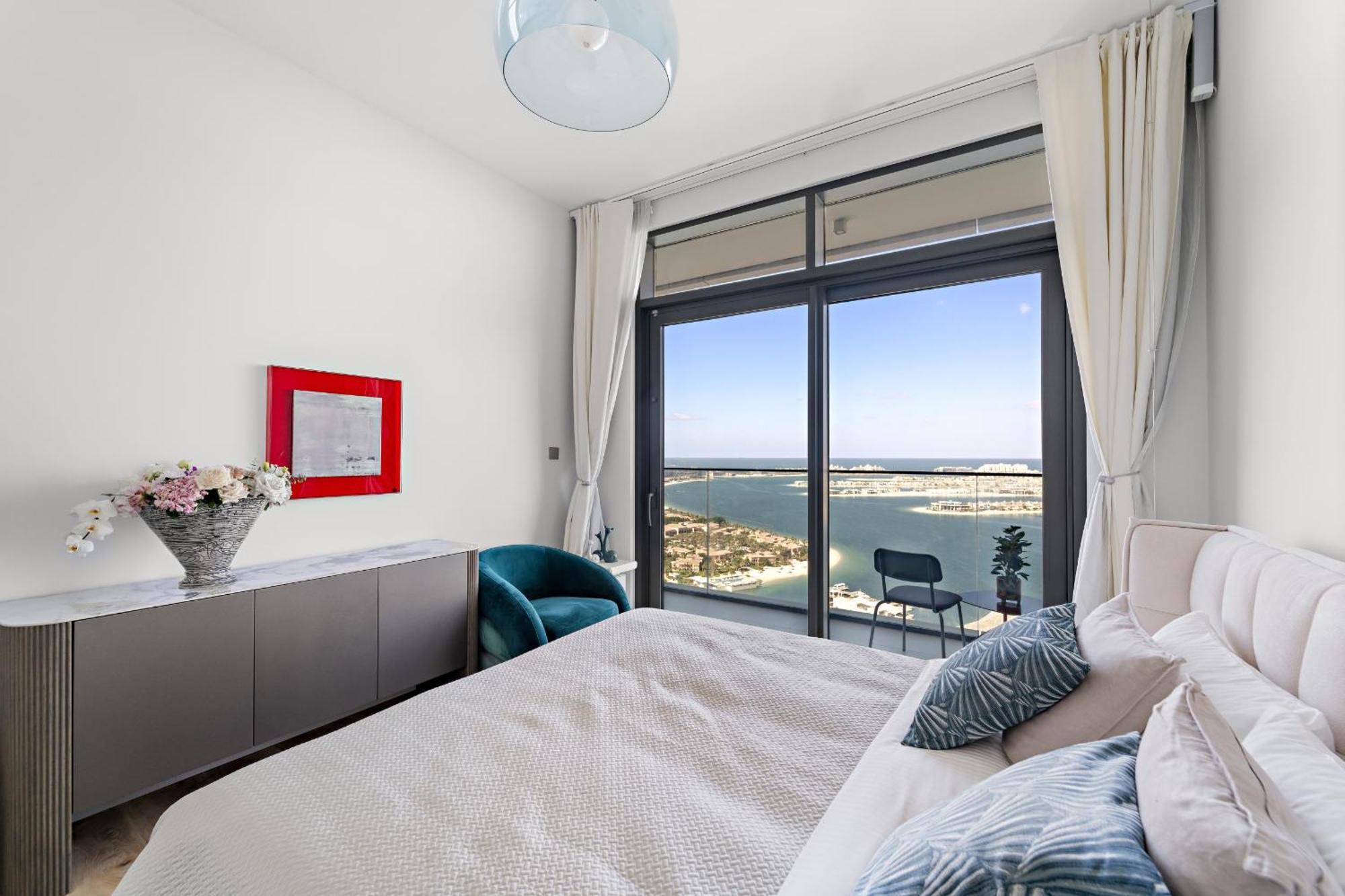Vayk - Sophisticated 2-bedroom With Stunning Beachfront Views Appartement Dubai